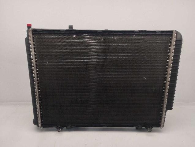 Radiador de esfriamento de motor 2105003003 MERCEDES