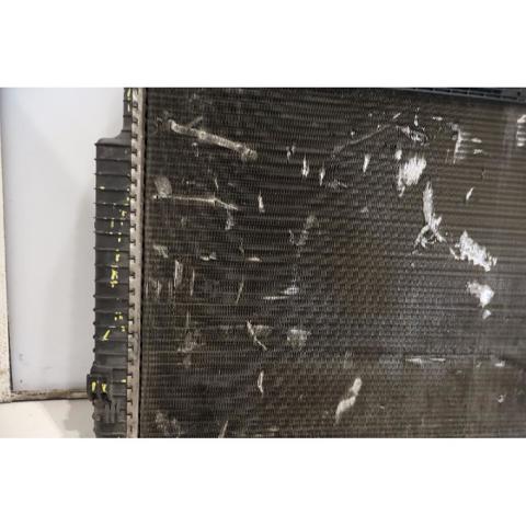 Radiador de esfriamento de motor 2105004503 MERCEDES