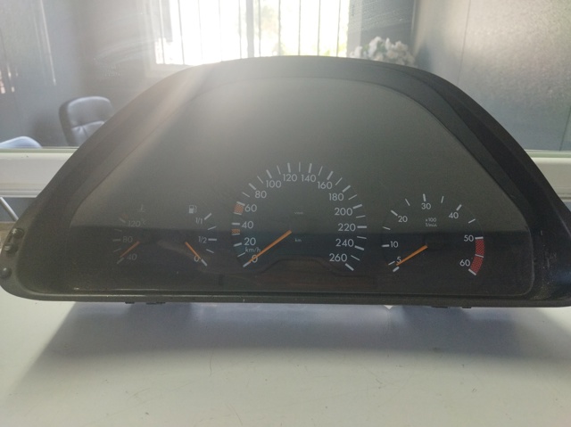 2105409647 Mercedes