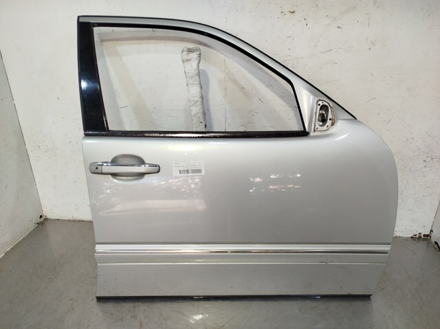 210720160528 Mercedes