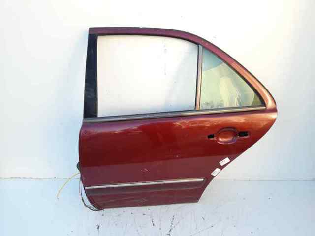 Porta traseira esquerda 210730230528 MERCEDES