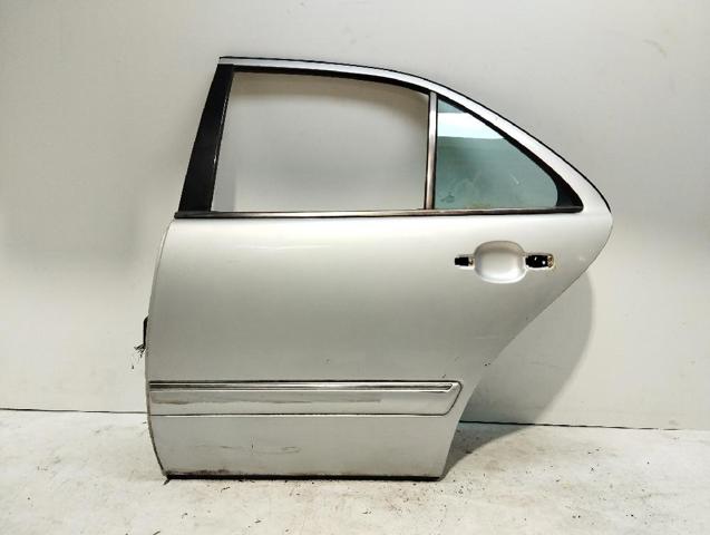 Porta traseira esquerda 210730230528 MERCEDES