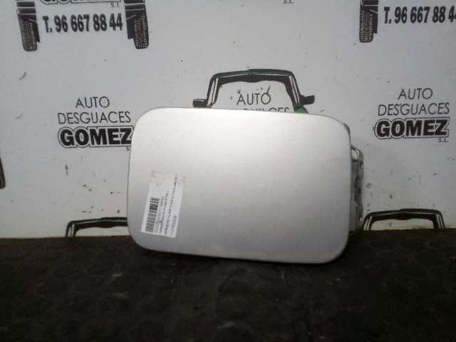 Alcapão do tanque de combustível para Mercedes E S210
