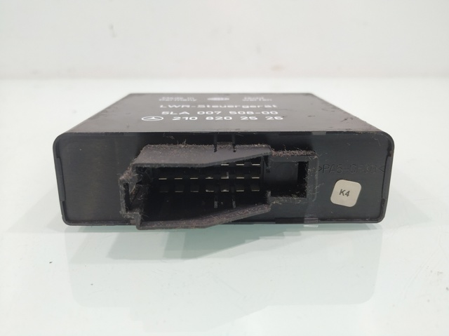 Módulo de direção (Centralina eletrônica) das luzes 2108202526 MERCEDES
