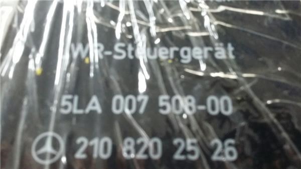 Módulo de direção (Centralina eletrônica) das luzes 2108202526 MERCEDES