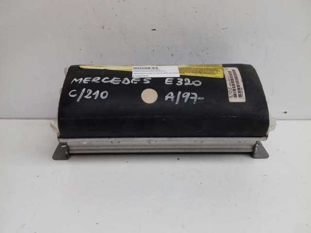 Cinto de segurança (AIRBAG) de passageiro 2108600805 MERCEDES