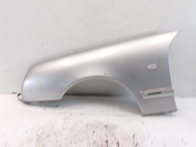 2108800118 Mercedes
