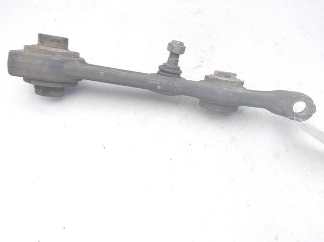 Braço oscilante inferior direito de suspensão dianteira 2113305011 MERCEDES