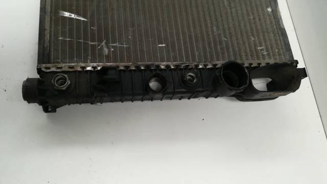 Radiador de esfriamento de motor 2115000102 MERCEDES
