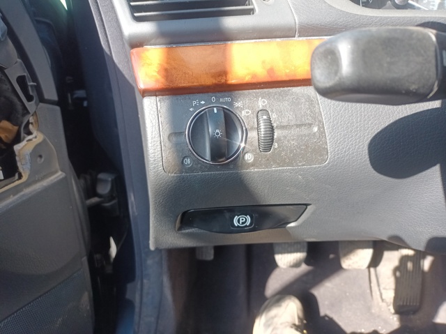 2115450304 Mercedes