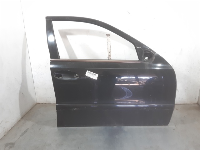 211720140528 Mercedes