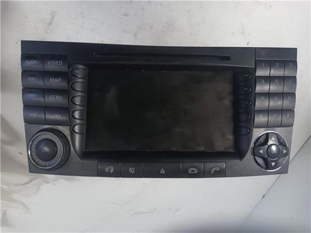 Aparelhagem de som (rádio AM/FM) 2118204197 MERCEDES