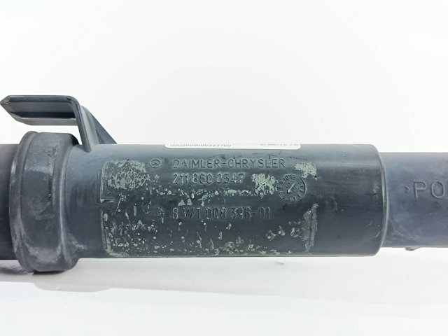Injetor de fluido para lavador da luz dianteira esquerda 2118600547 MERCEDES