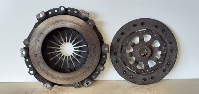 Cesta de embraiagem 21211223317 BMW