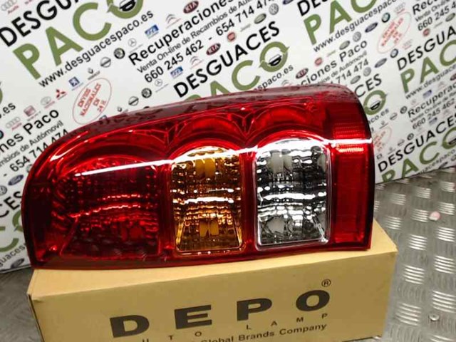 Lanterna traseira direita 21219K1RLD TOYOTA