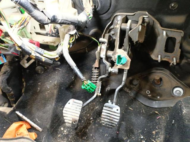 Pedal de embraiagem 2127FJ PEUGEOT