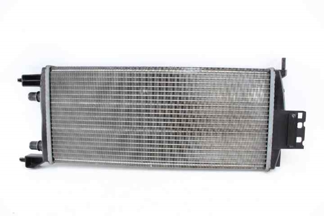 Radiador de esfriamento de motor 214100992R RENAULT