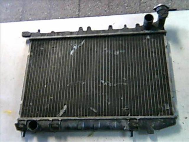 Radiador de esfriamento de motor 214102F000 NISSAN