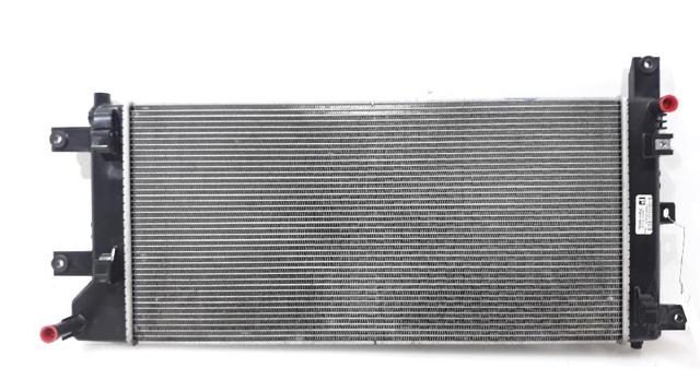 Radiador de esfriamento de motor 214105SH0A NISSAN