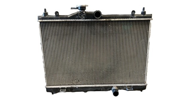 Radiador de esfriamento de motor 21410EE000 NISSAN