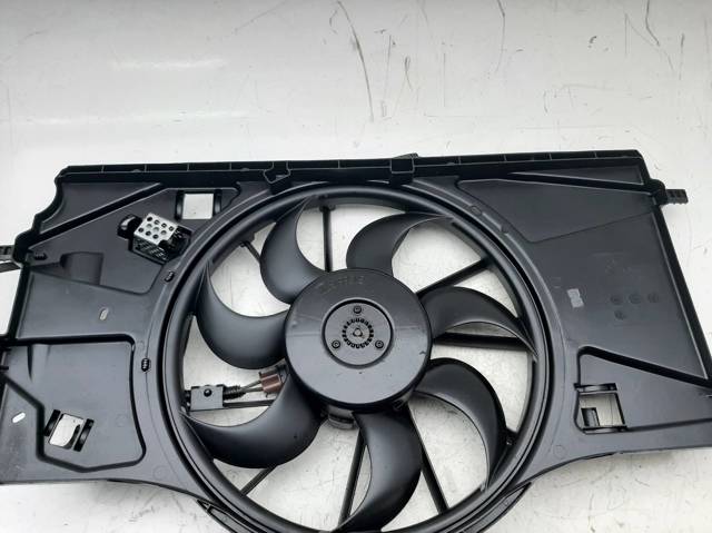 Ventilador elétrico de esfriamento montado (motor + roda de aletas) 214810039R RENAULT