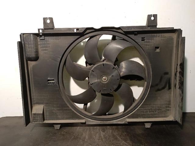 Difusor do radiador de aparelho de ar condicionado, montado com roda de aletas e o motor 21481BA60B NISSAN