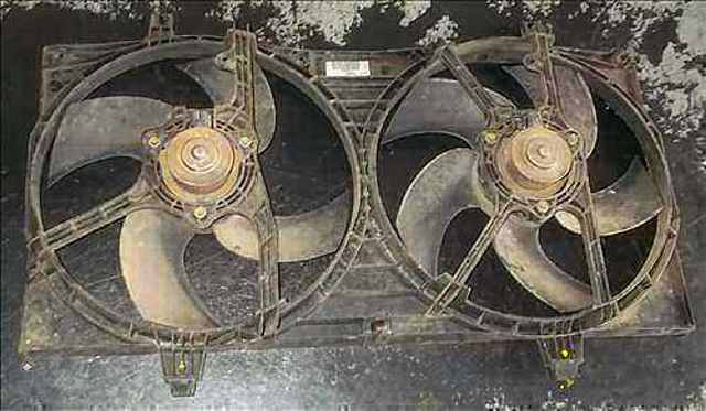 Difusor do radiador de esfriamento, montado com motor e roda de aletas 21481BM410 NISSAN