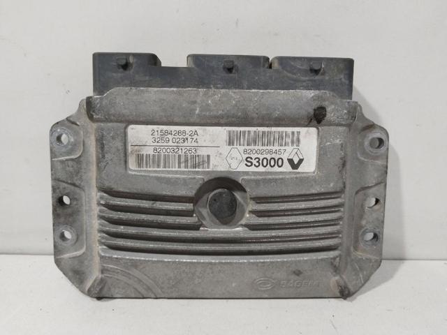 Módulo de direção (Centralina eletrônica) de motor 215842882A RENAULT
