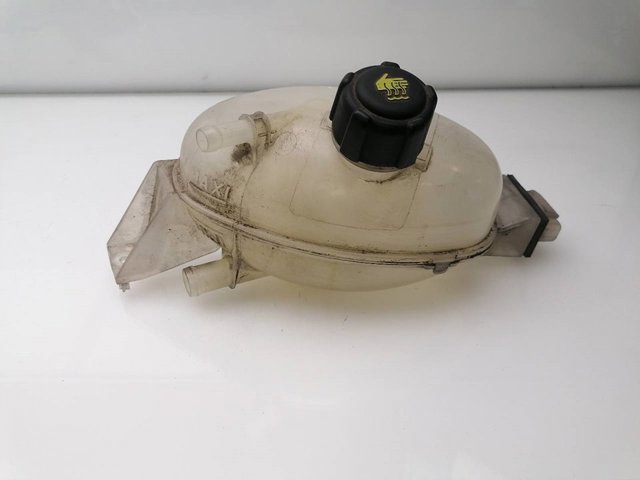 Tanque de expansão do sistema de esfriamento 217100015R OPEL