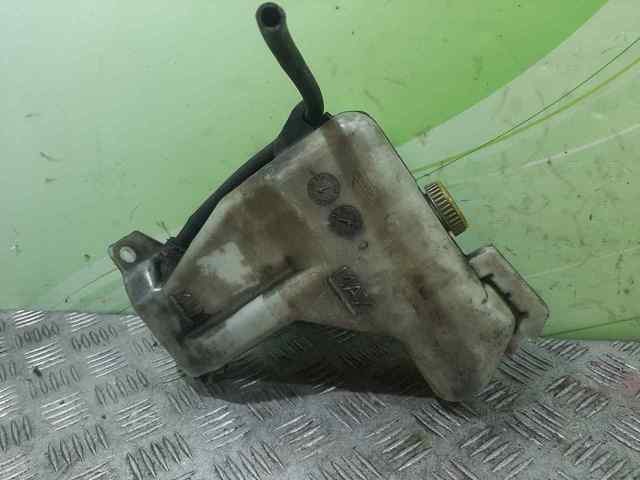 Tanque de expansão do sistema de esfriamento 21710BM400 NISSAN