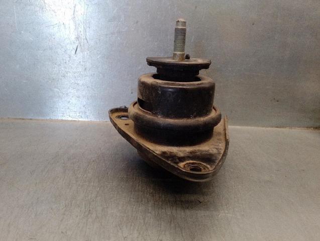 Coxim (suporte) direito de motor 218100Q000 HYUNDAI
