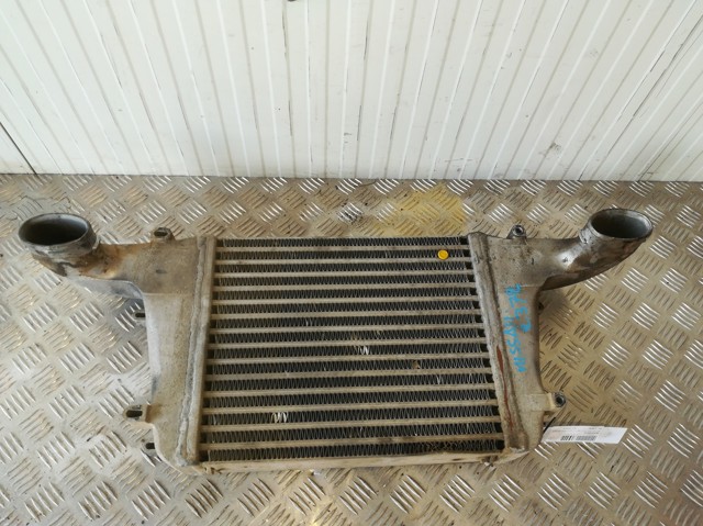 Radiador de intercooler 2200470 NISSAN