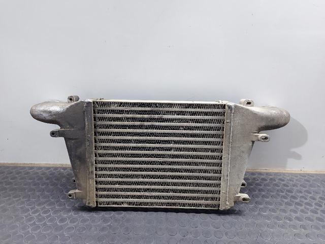 Radiador de intercooler 2200470 NISSAN