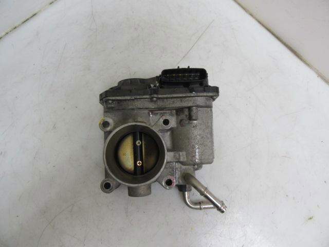 220300D020 Toyota