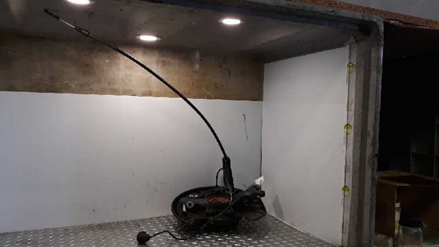 Braço oscilante inferior esquerdo/direito de suspensão dianteira 2203521102 MERCEDES