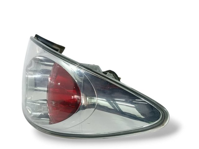 Lanterna traseira direita externa 22061971 MAZDA
