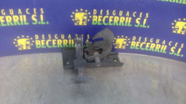 Fecho da capota 2208800060 MERCEDES