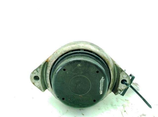 22116782038 BMW