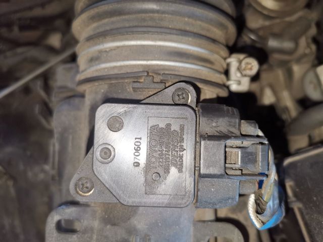 222040N010 Toyota