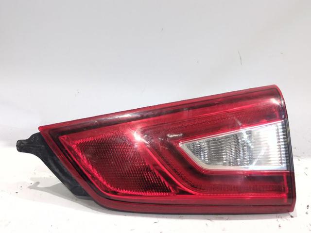 Lanterna traseira direita interna 22618013 NISSAN