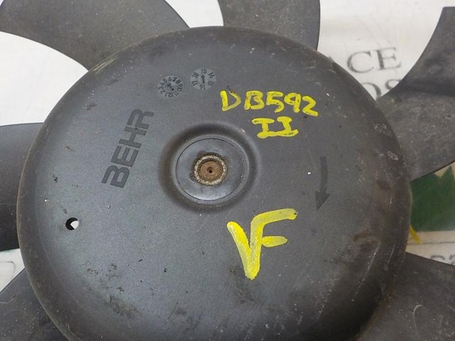 Ventilador elétrico de esfriamento montado (motor + roda de aletas) direito 22915387 OPEL