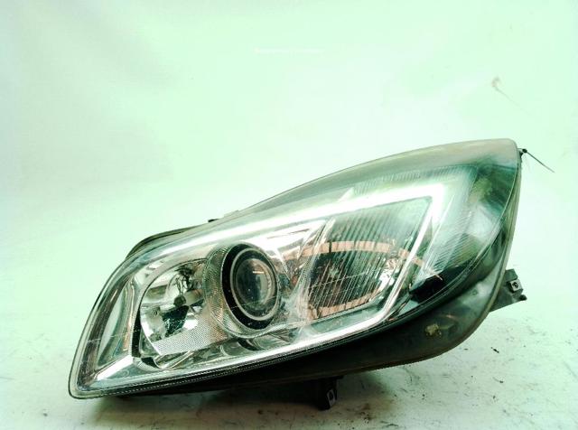 Luz esquerda 22925418 OPEL