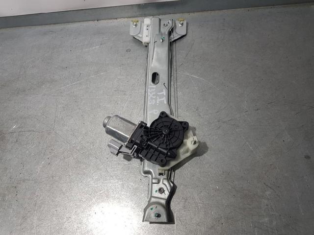 2323104 Ford