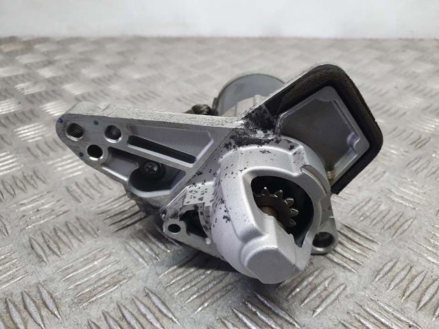 233000557R Renault (RVI)
