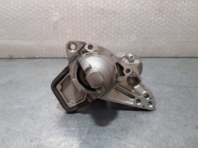 233000557R Renault (RVI)