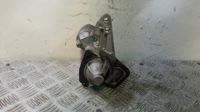 233000779R Renault (RVI)