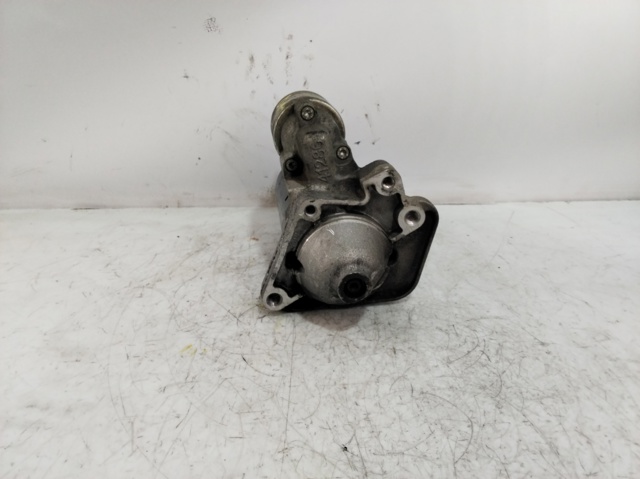 233001073R Renault (RVI)