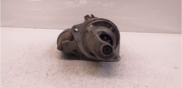 Motor de arranco 233002F200 NISSAN