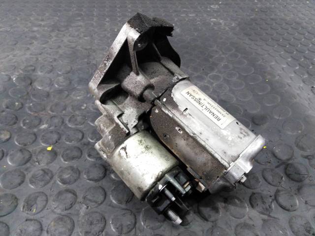 233003131R Nissan/Infiniti