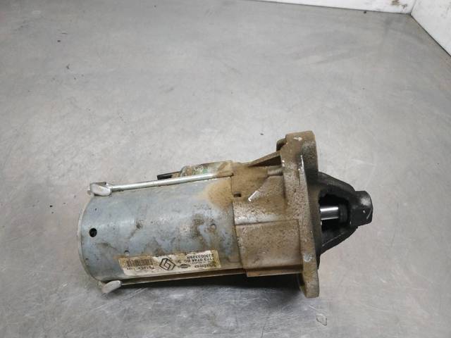 Motor de arranco 233003329R RENAULT